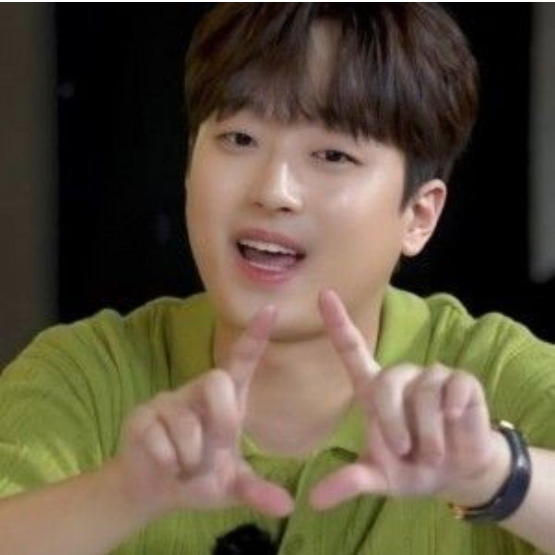 이찬원의 최신 사진