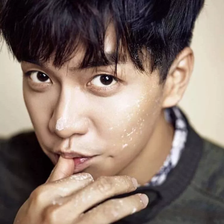 Cuplikan di balik layar dari Lee Seunggi