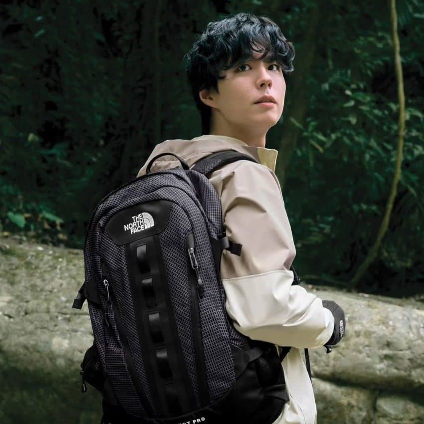 Recent activity shot of Park Bogum