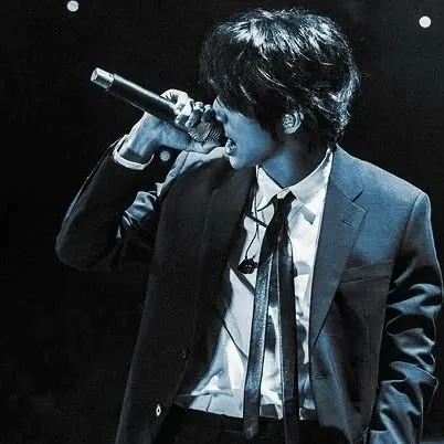 Behind-the-scenes cut of Lee Seungyoon