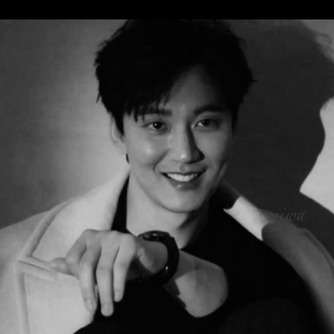 Behind-the-scenes cut of Kim Namgil