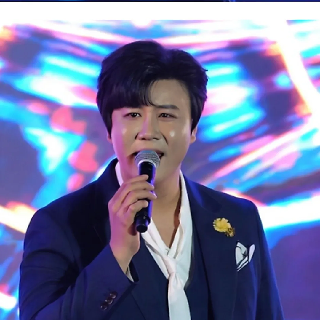 Behind-the-scenes cut of Jin Haesung