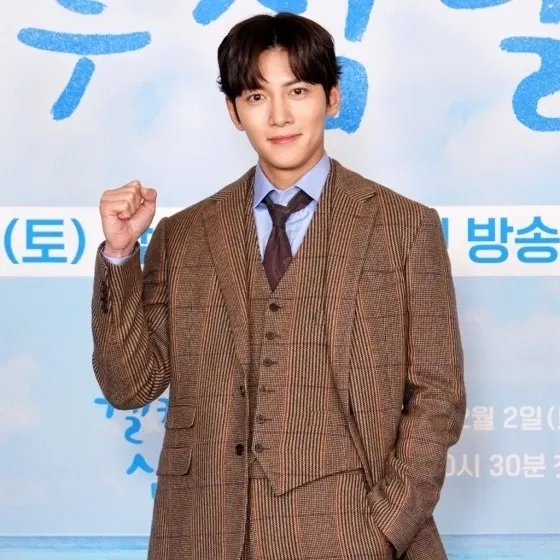 池昌旭的最新照片