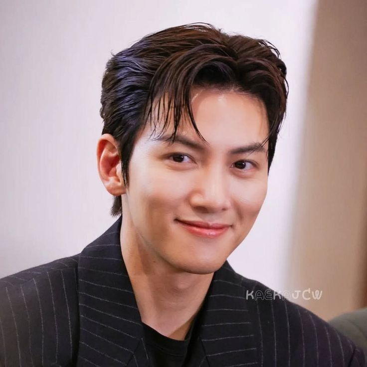 池昌旭的最新照片