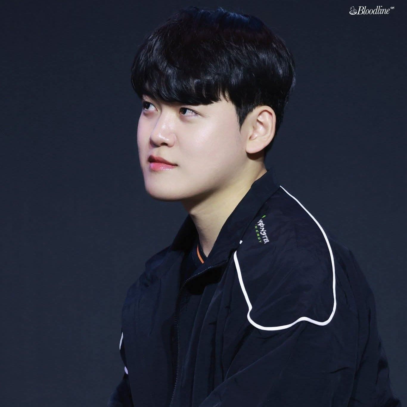 Behind-the-scenes cut of Gumayusi