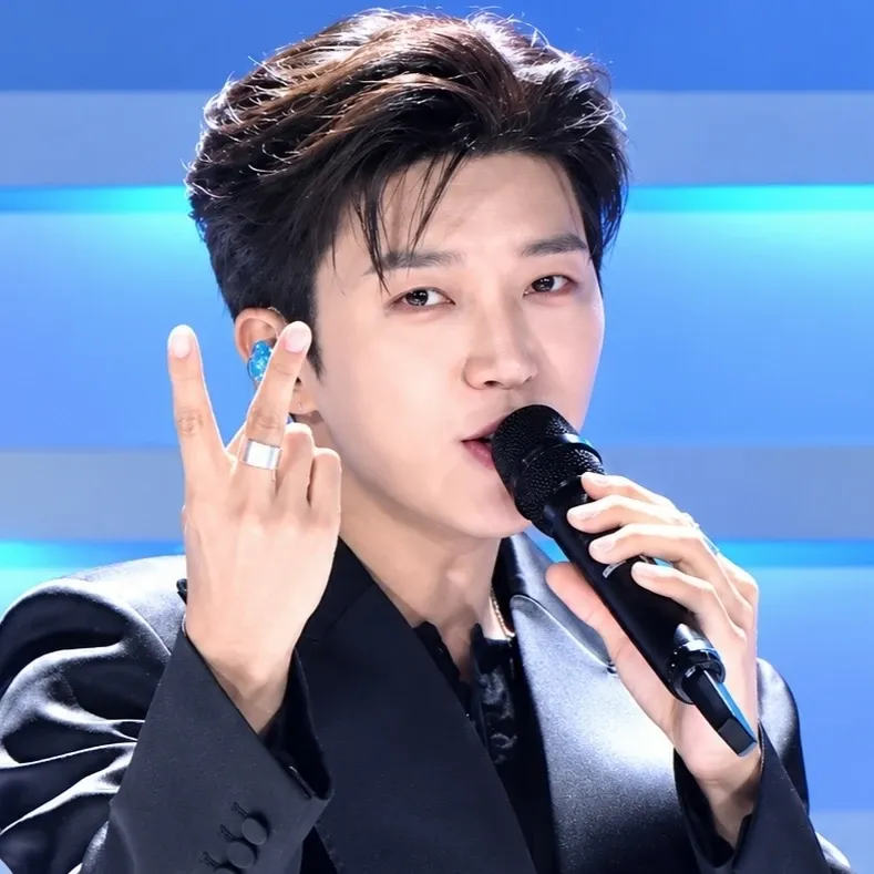 Foto kegiatan terbaru dari Lim Youngwoong
