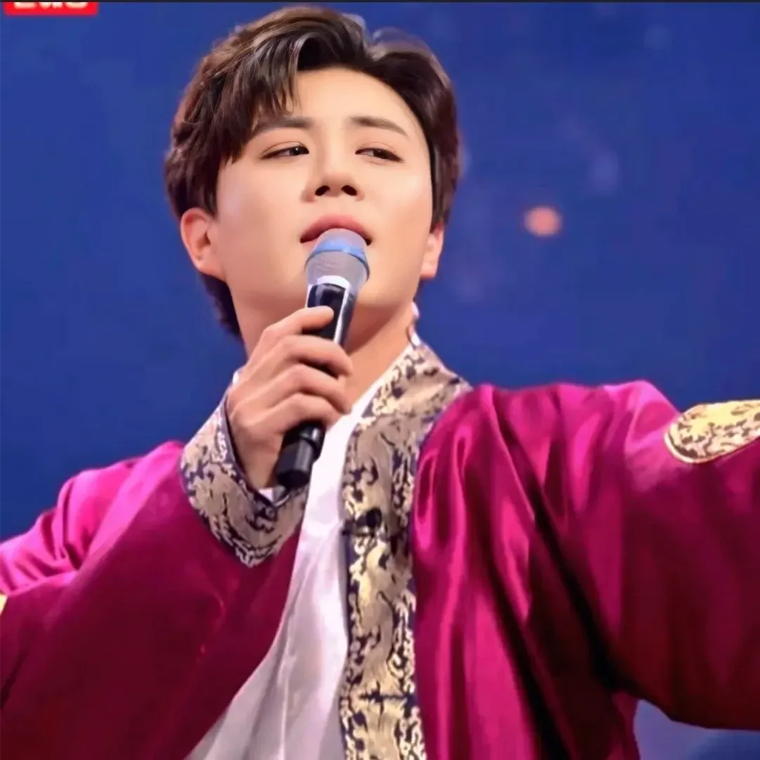 Behind-the-scenes cut of Jin Haesung