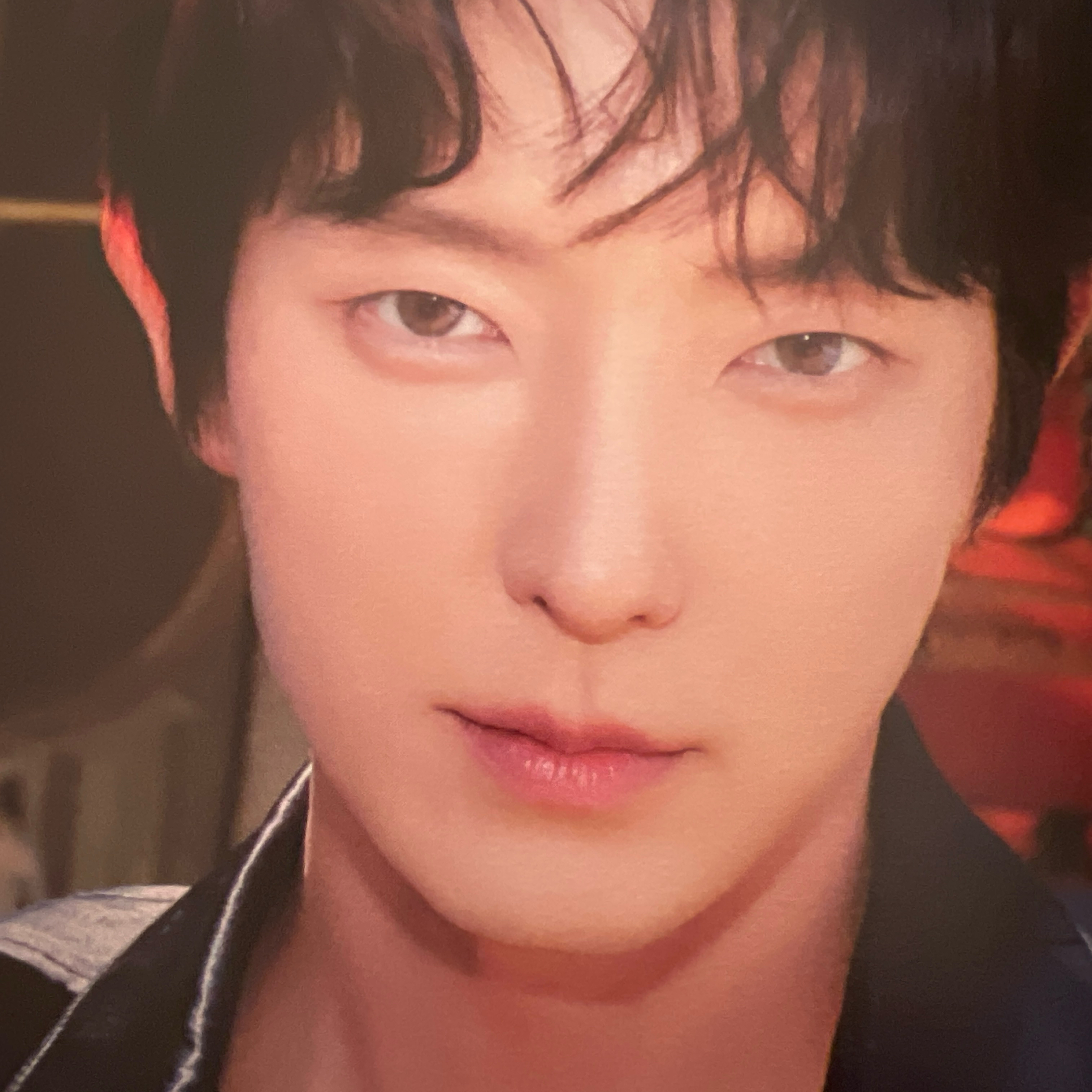 Behind-the-scenes cut of Lee Joongi