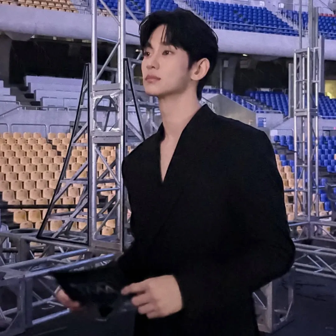 Latest photo of Kim Soohyun