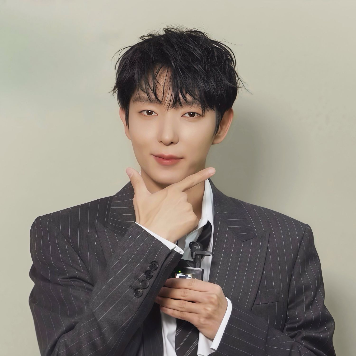 A moment captured by a fan of Lee Joongi