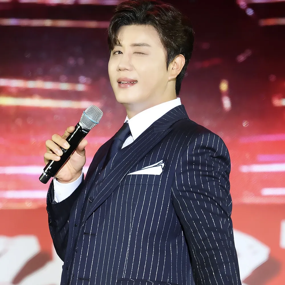 Latest photo of Jin Haesung