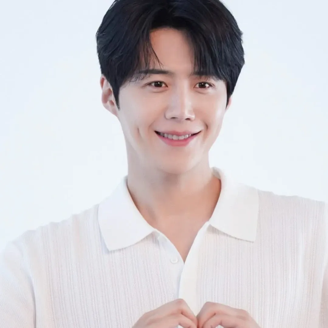 Foto terbaru dari Kim Seonho
