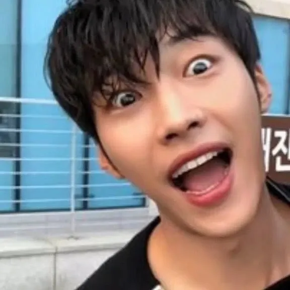 Latest photo of Woo Dohwan