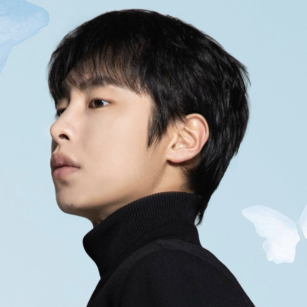 Latest photo of Lee Jaewook