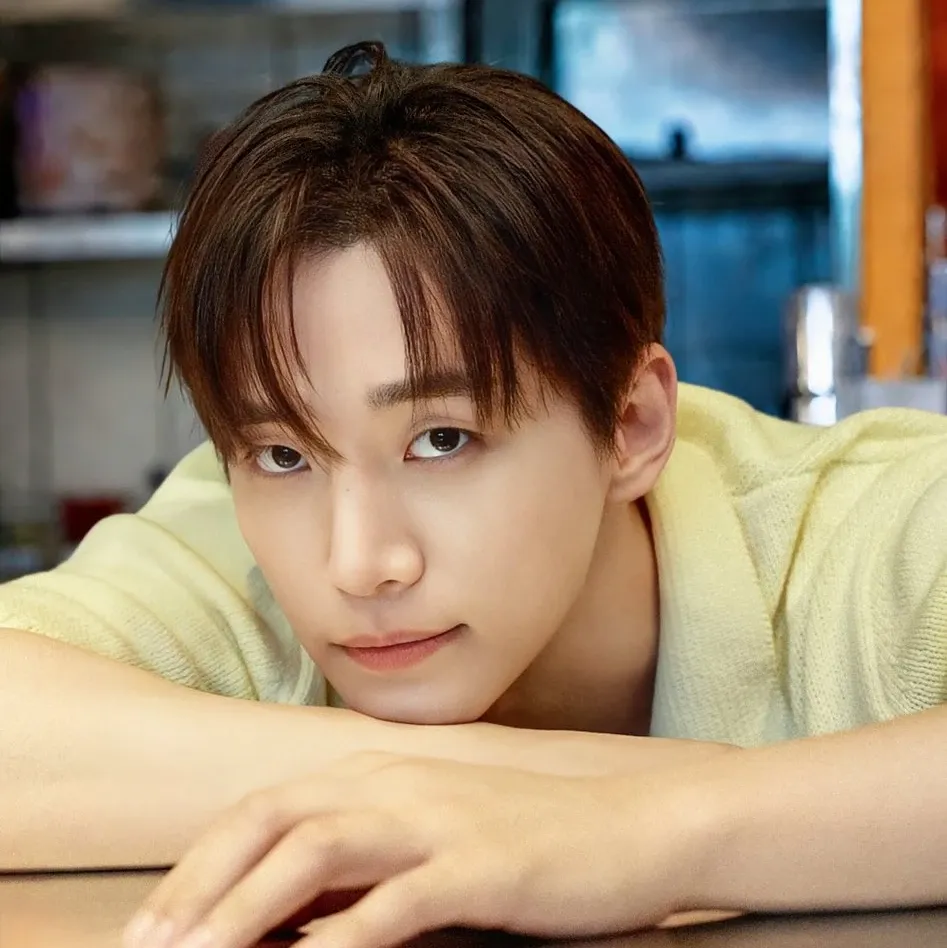 Foto kegiatan terbaru dari Lee Junho