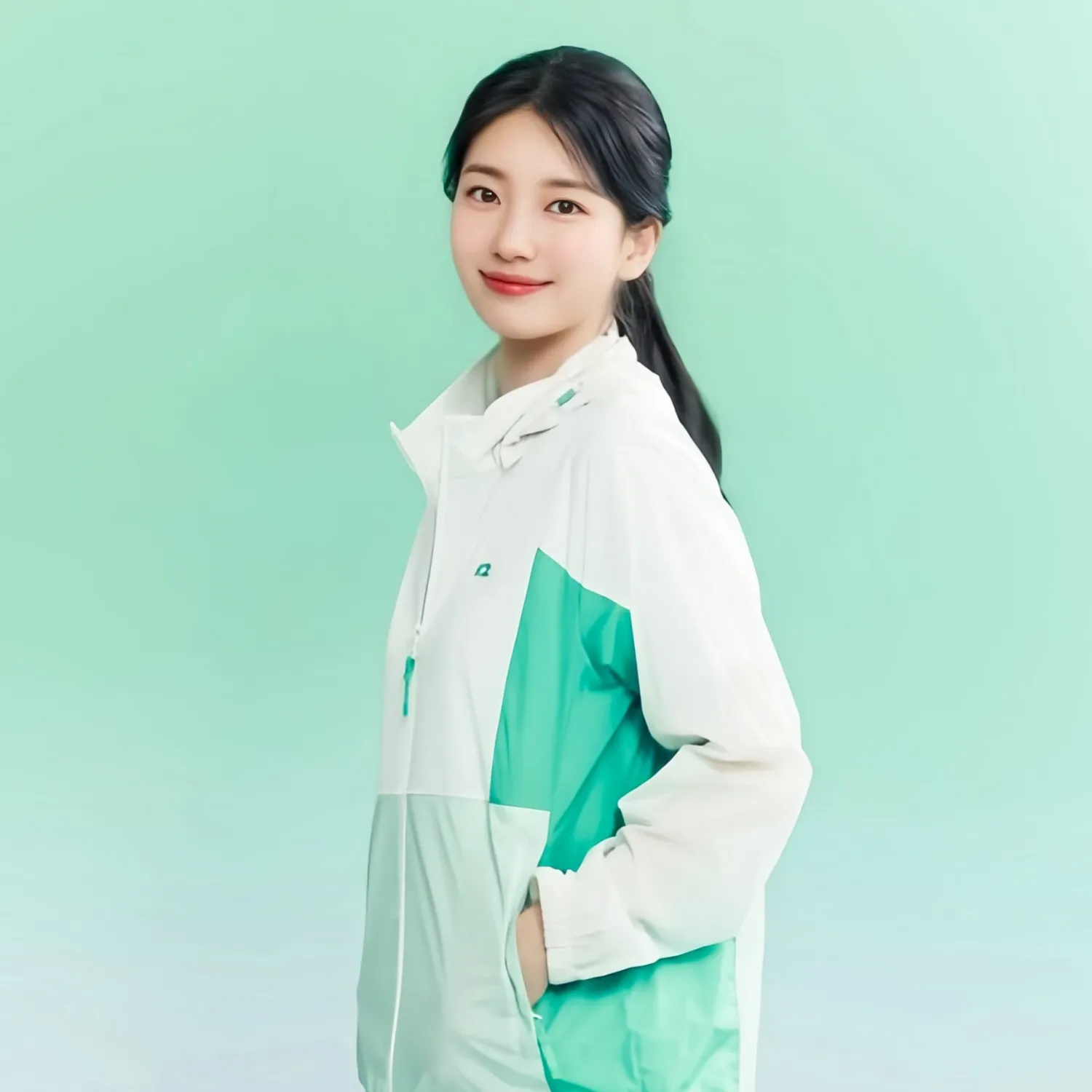 A moment captured by a fan of Bae Suzy