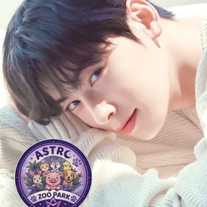 Recent activity shot of Cha Eunwoo