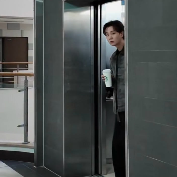 Recent activity shot of Song Minjun
