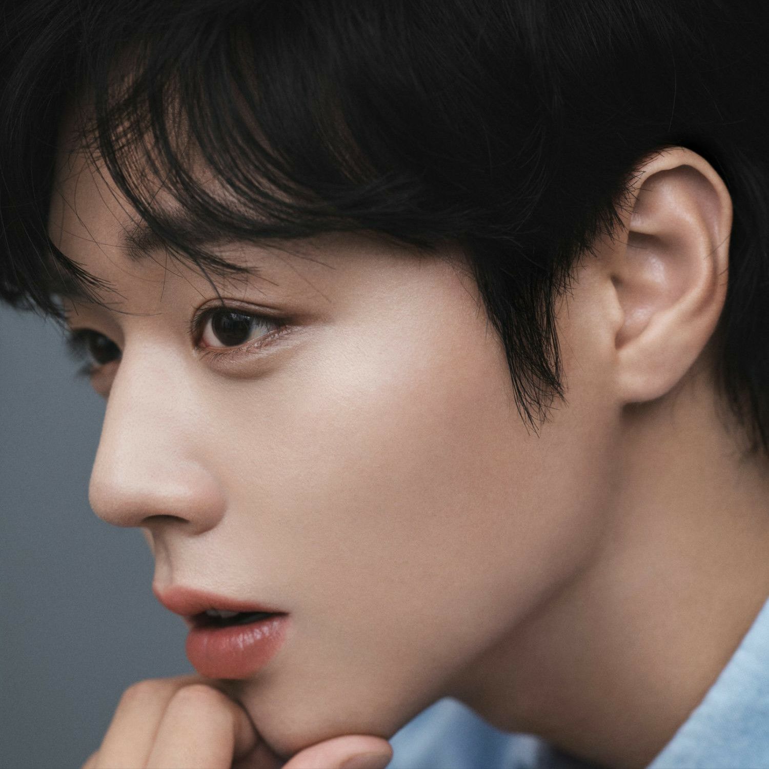 Latest photo of Park Jihoon