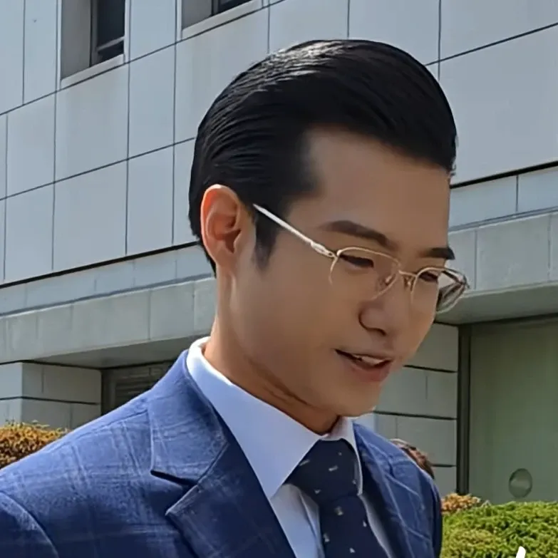 조명섭의 최신 사진