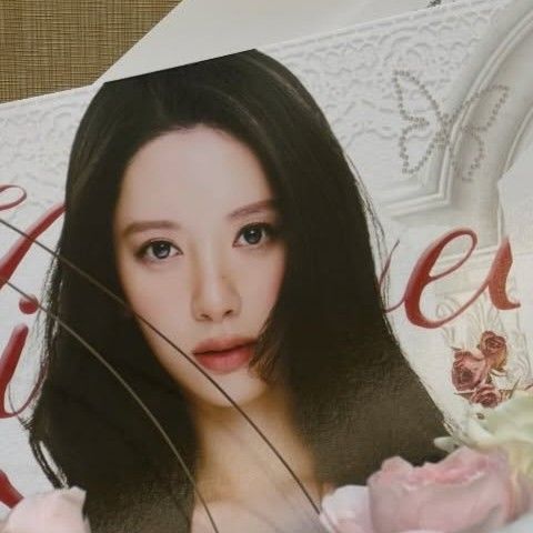 Latest photo of Bona