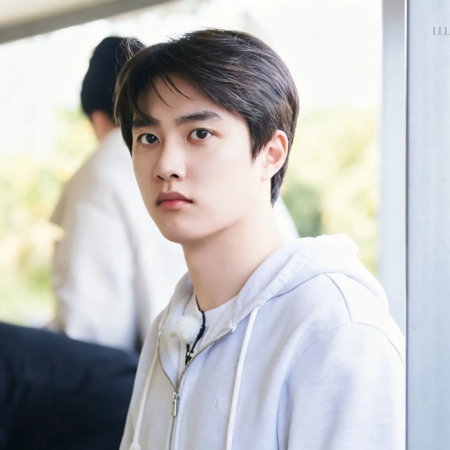 Cuplikan di balik layar dari Doh Kyungsoo (D.O.)