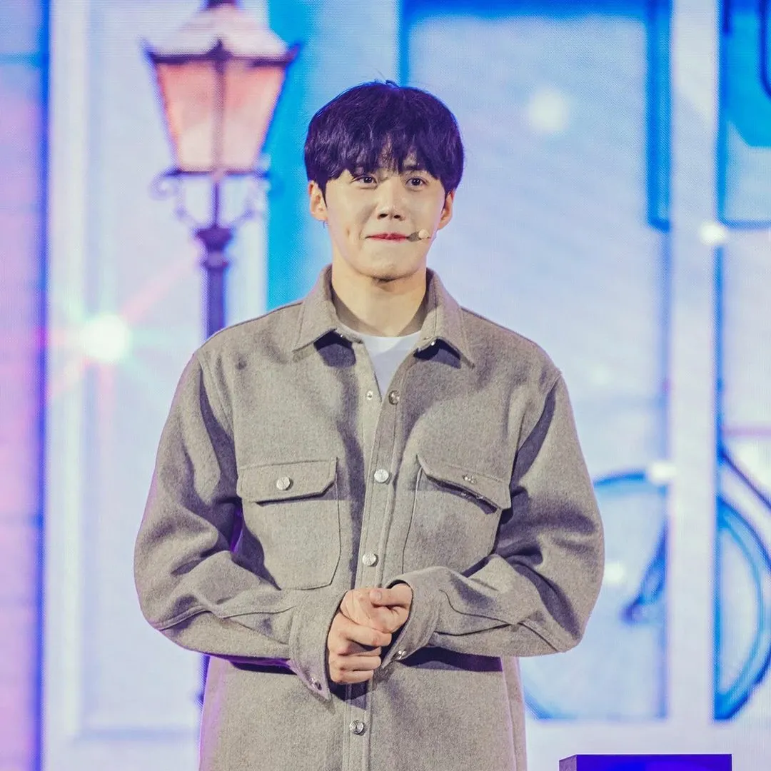 Latest photo of Kim Seonho