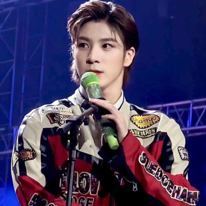 Cuplikan di balik layar dari Jeong Dongwon