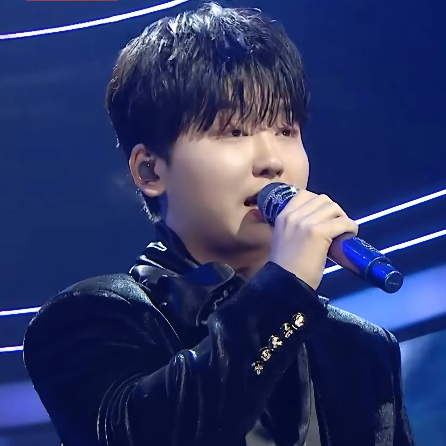 Behind-the-scenes cut of Park Sungon