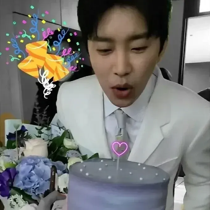 A moment captured by a fan of Lim Youngwoong