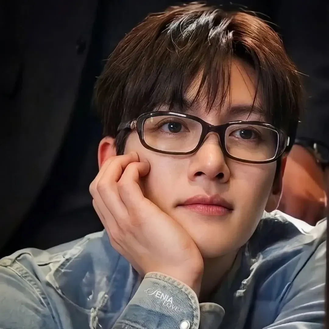 A moment captured by a fan of Ji Changwook
