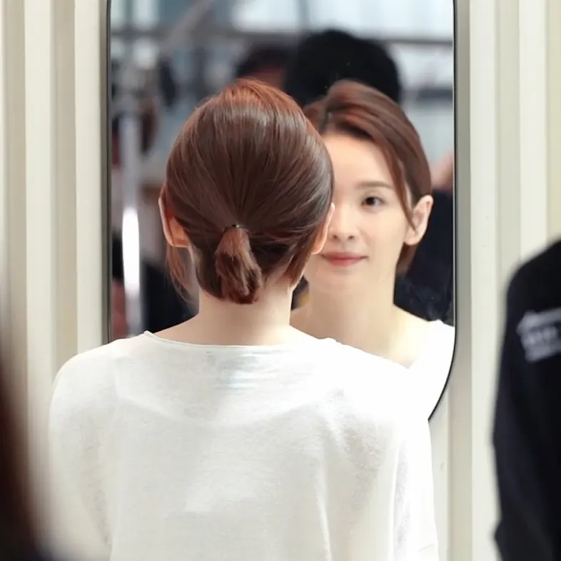 Behind-the-scenes cut of Jeon Mido