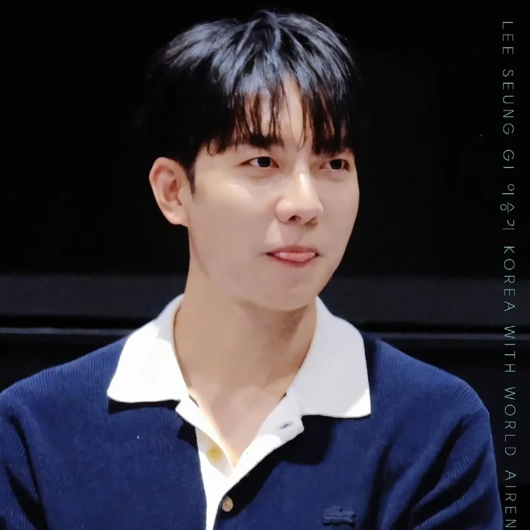 Momen yang diabadikan oleh penggemar Lee Seunggi
