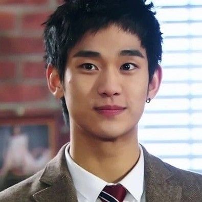 金秀贤的幕后花絮