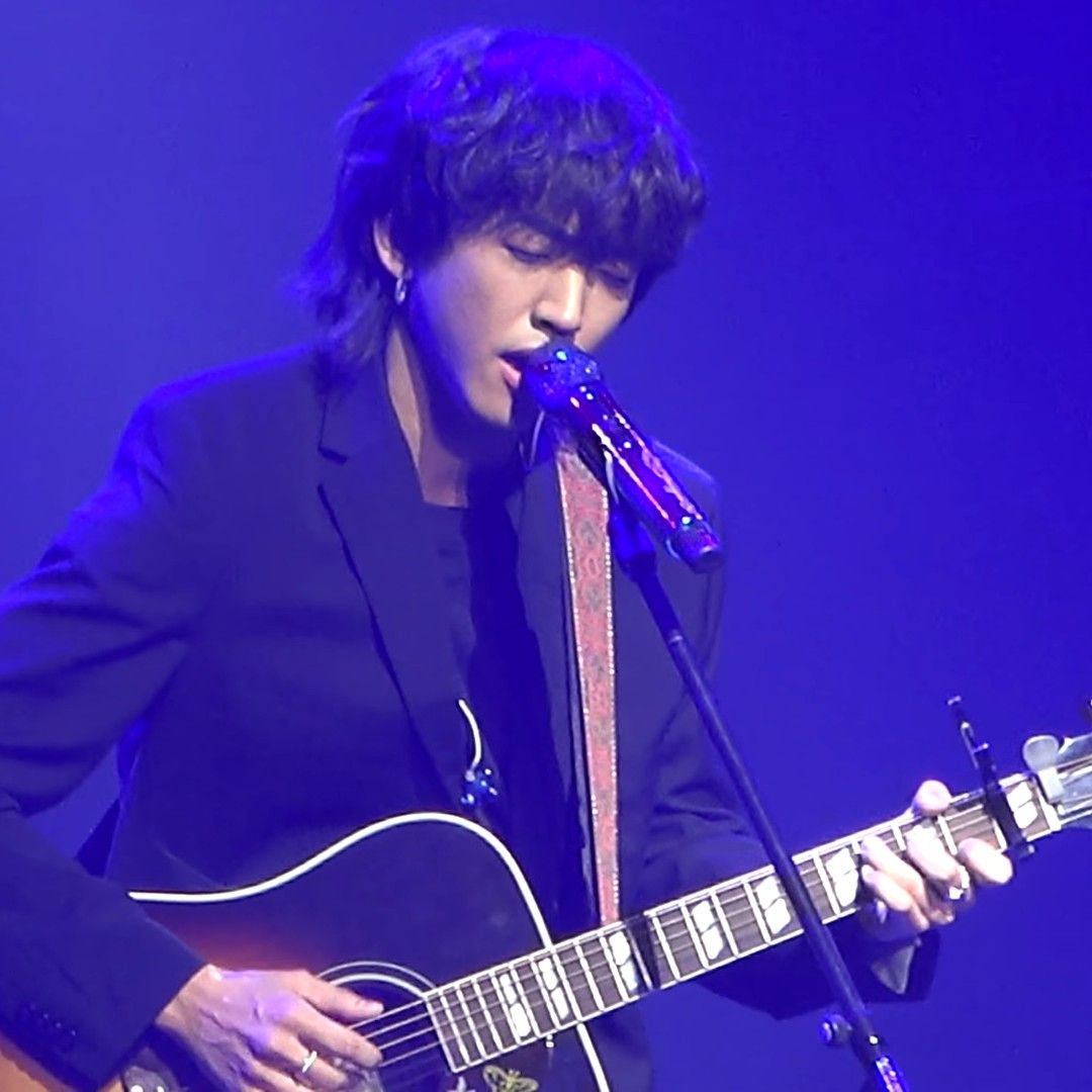 イ・スンユンの最近の活動ショット