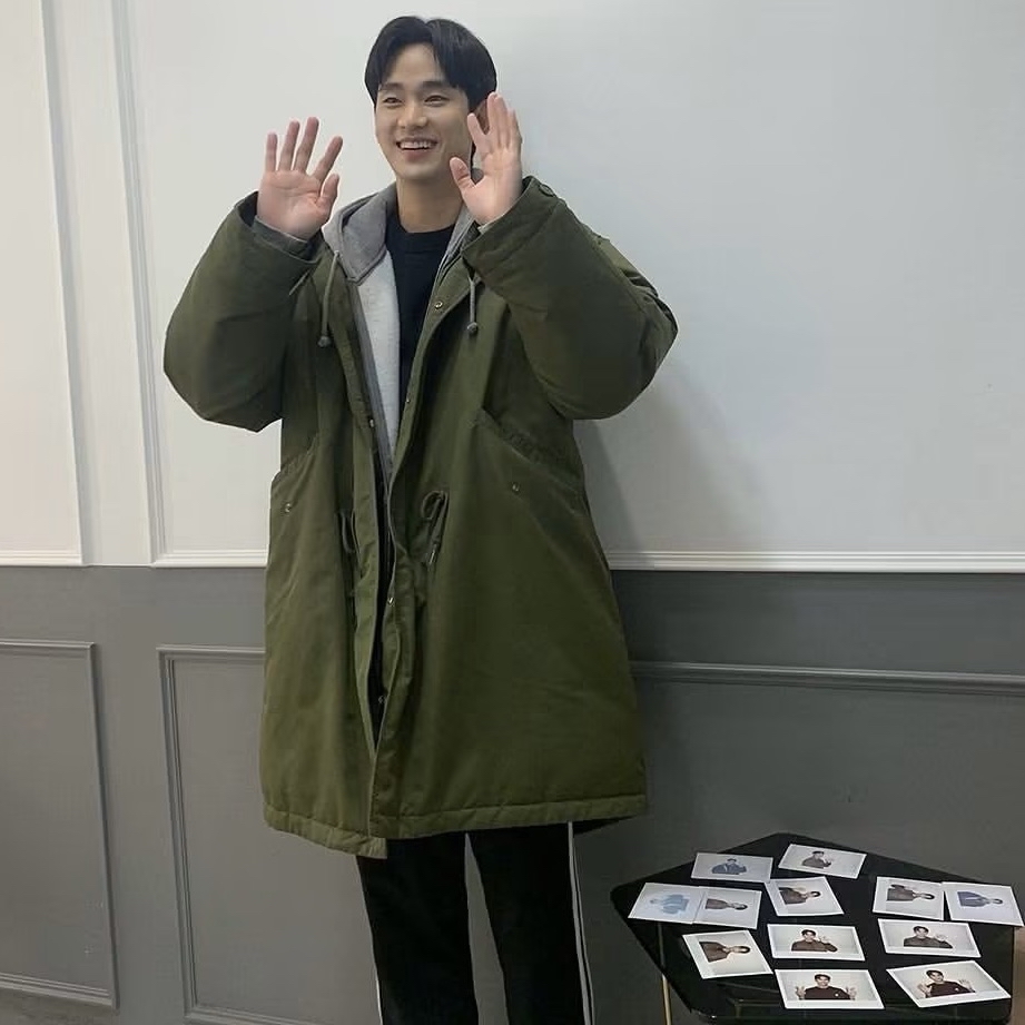 A moment captured by a fan of Kim Soohyun