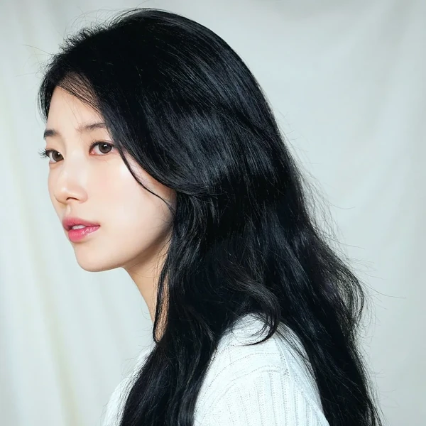 Popular profile image of Bae Suzy selected by vote