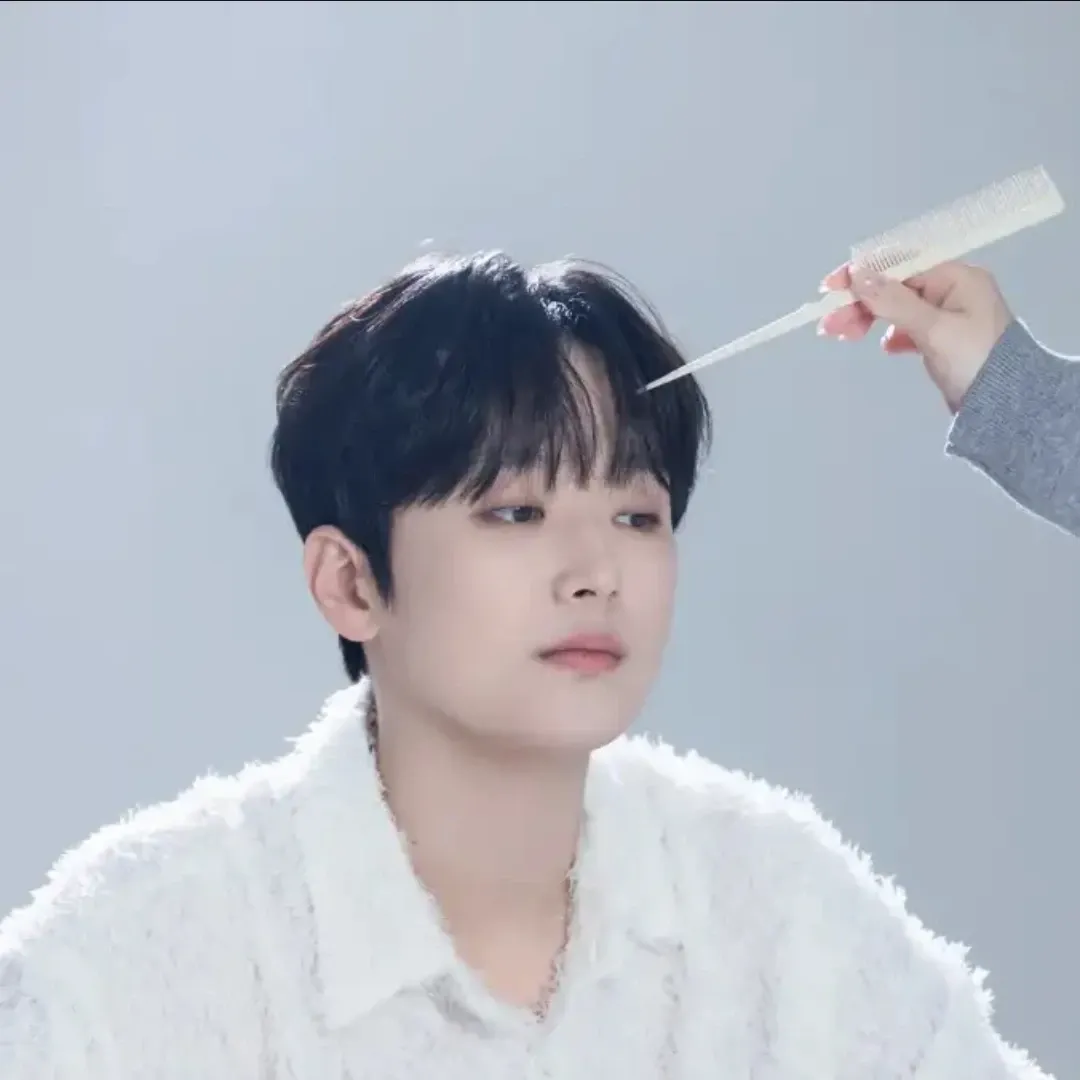 Cuplikan di balik layar dari Lee Chanwon