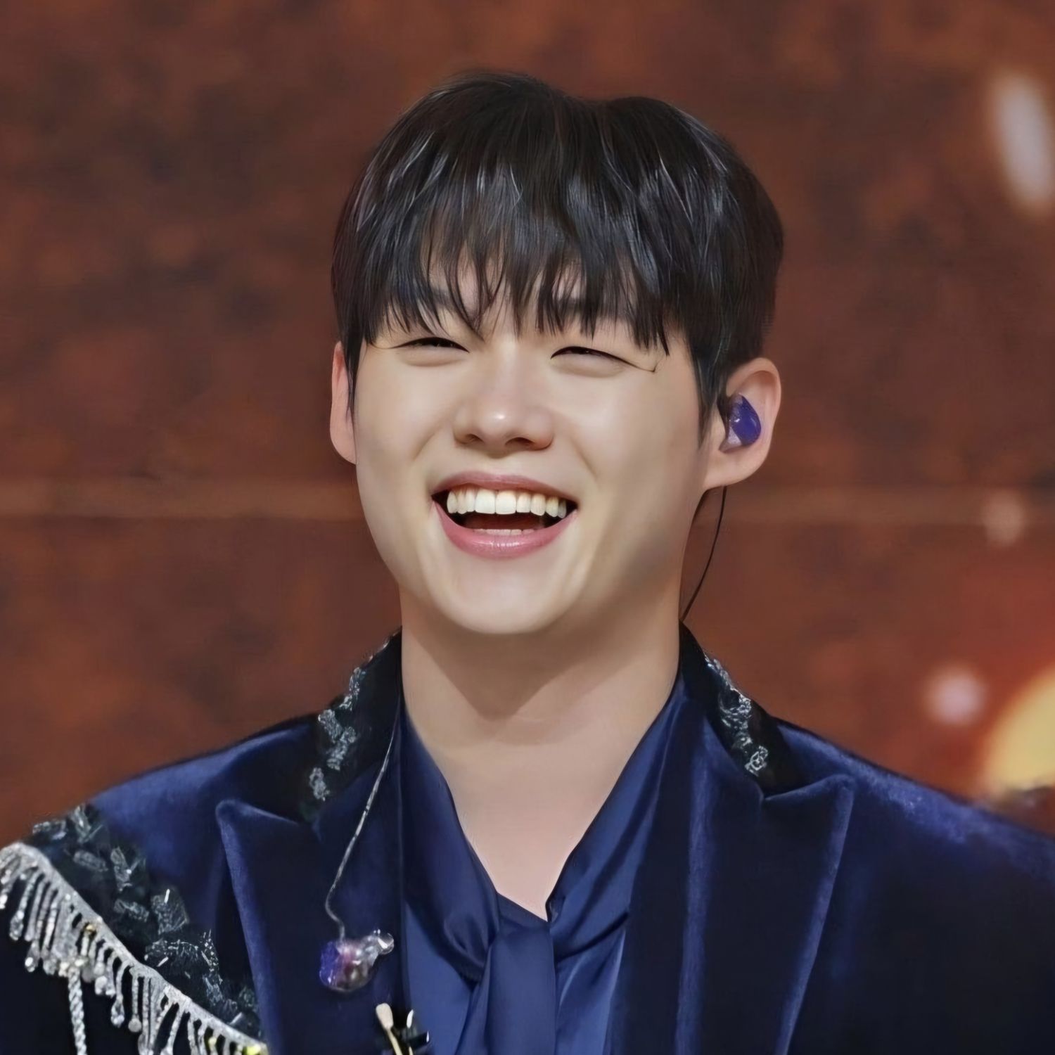 チェ・ジェミョンのビハインドカット