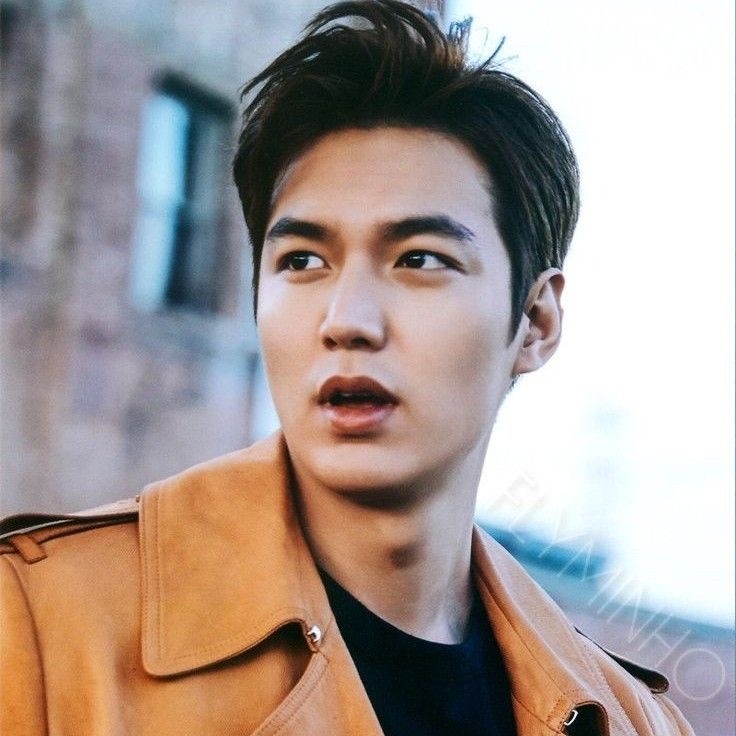 粉丝拍下的李敏镐瞬间