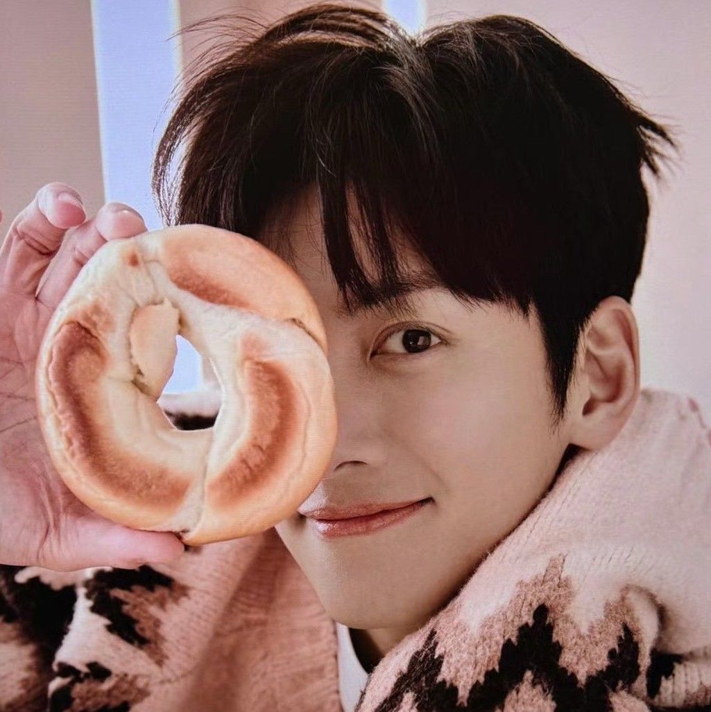 지창욱 최근 활동샷