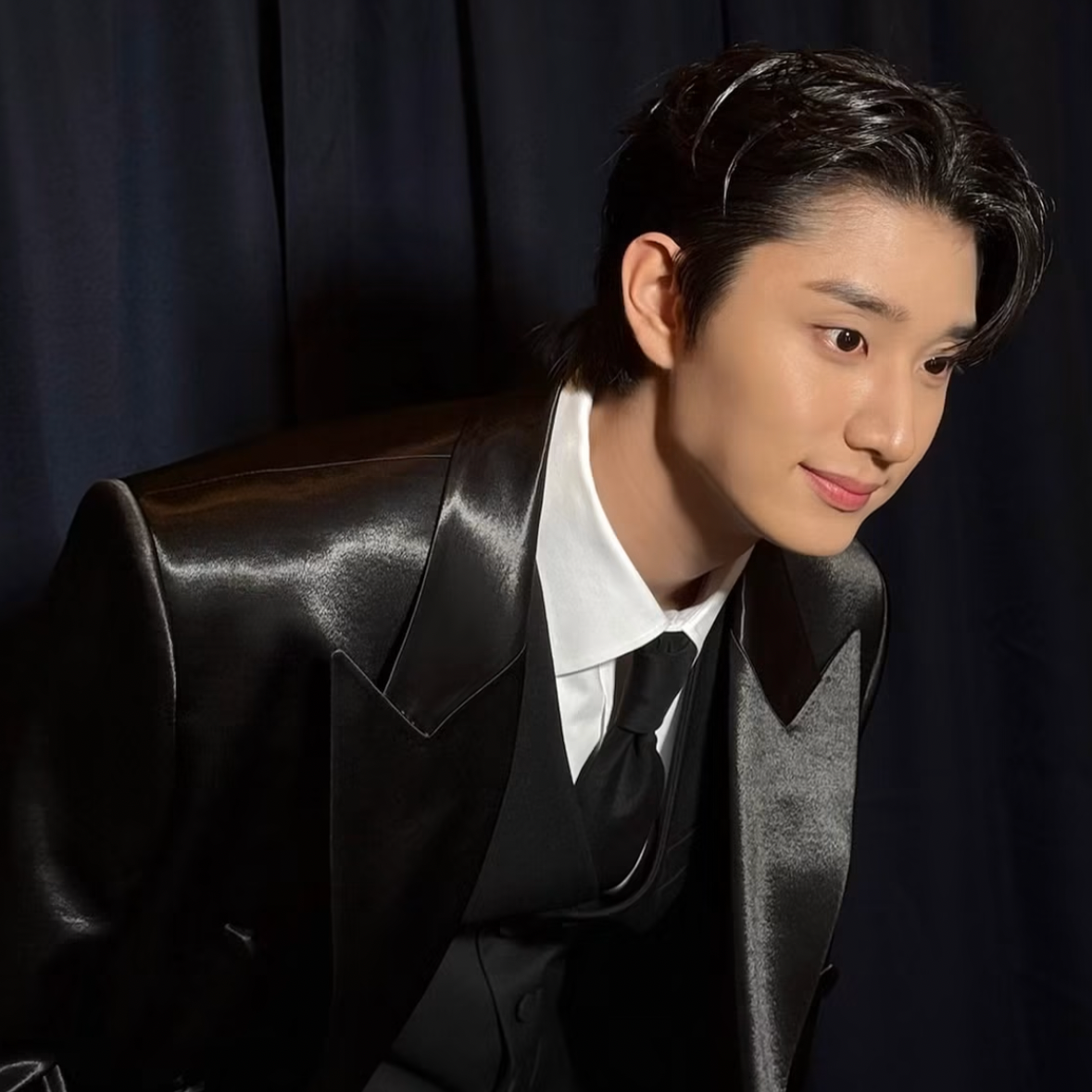 A moment captured by a fan of Kim Jaewon
