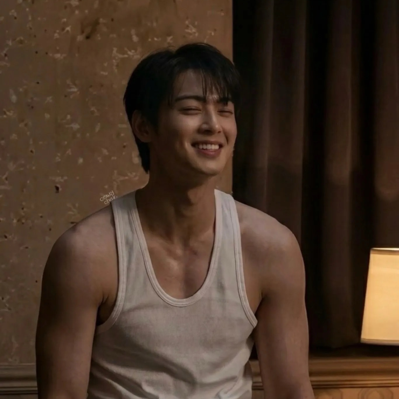 Behind-the-scenes cut of Cha Eunwoo