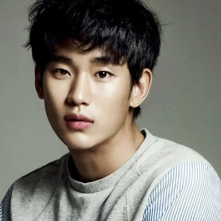 Behind-the-scenes cut of Kim Soohyun