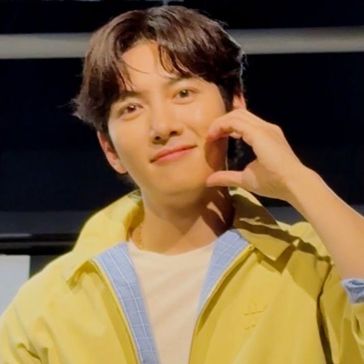 Behind-the-scenes cut of Ji Changwook