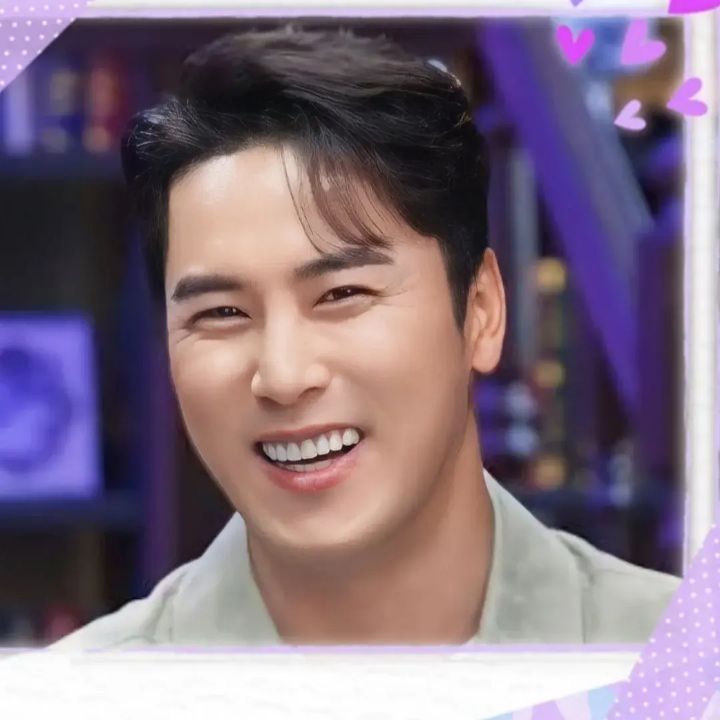 チャン・ミンホの最近の活動ショット