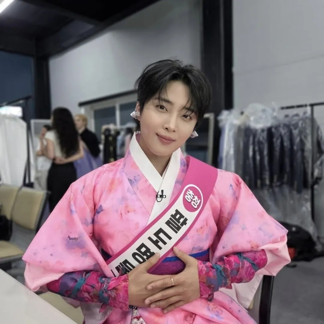 Behind-the-scenes cut of Hwang Yunsung