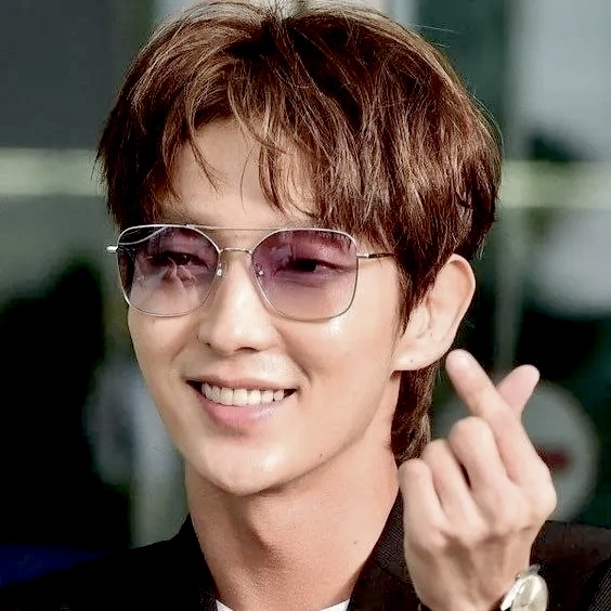 이준기 최근 활동샷