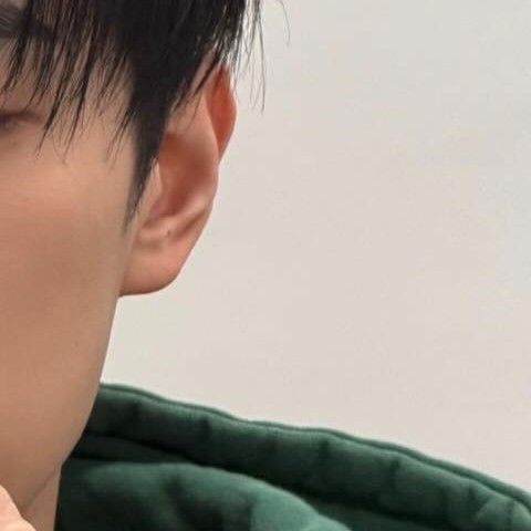 Behind-the-scenes cut of Park Seoham