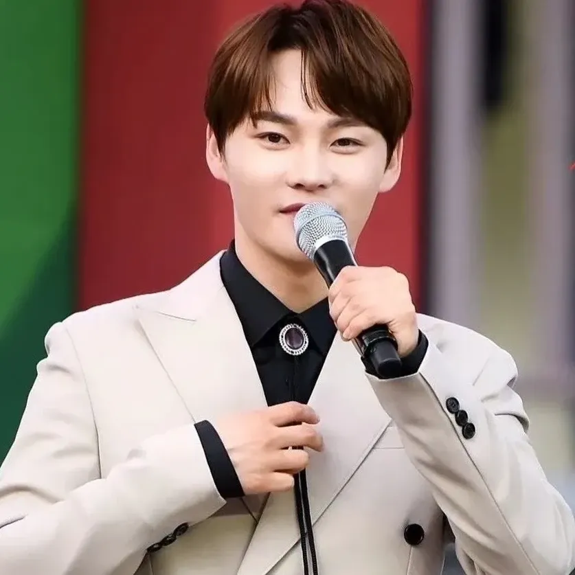 박서진의 비하인드 컷